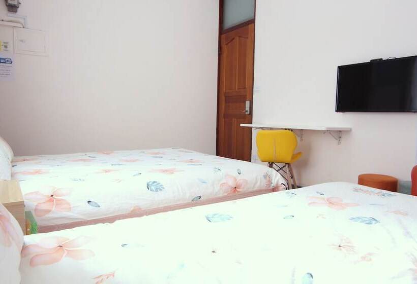 هاستل Tainan Travel Inn Chenggong Univ