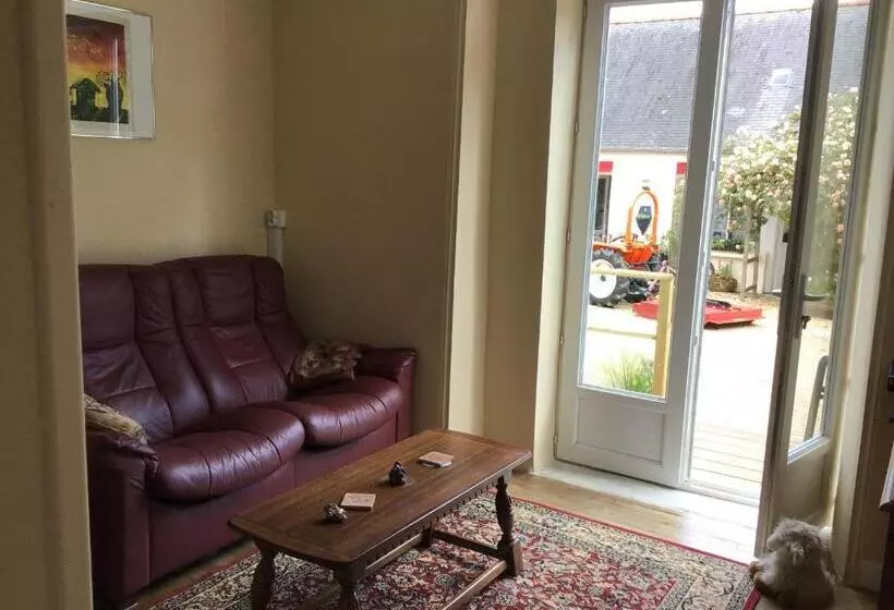 Aamiaismajoitus (B&B) Webb S Of Glomel