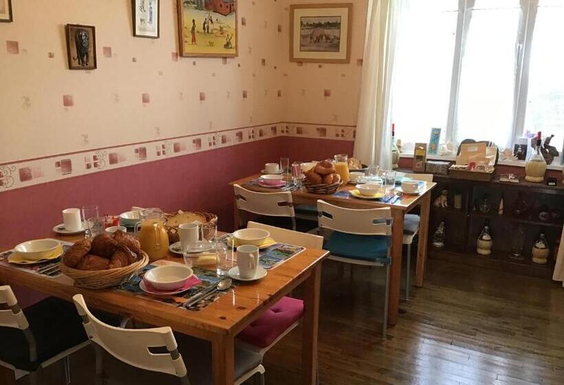 Bed and Breakfast Webb S Of Glomel