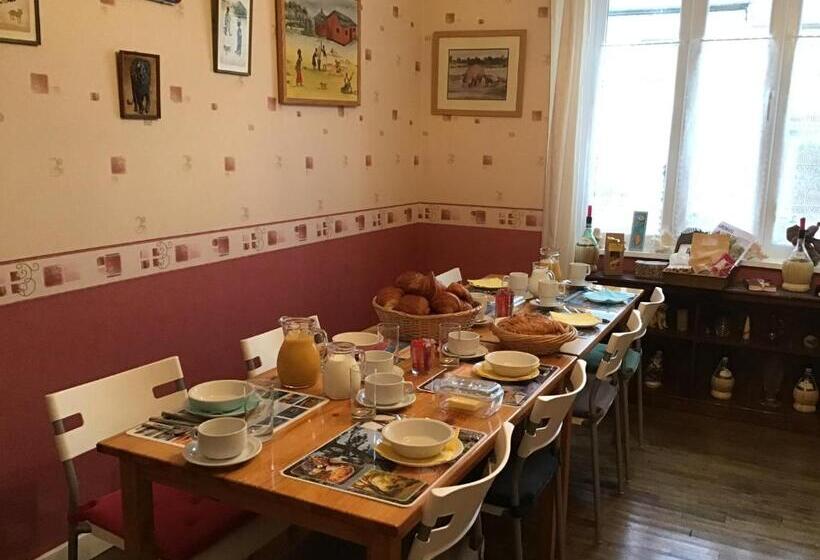 Bed and Breakfast Webb S Of Glomel