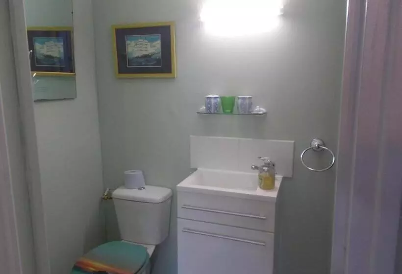 Aamiaismajoitus (B&B) Webb S Of Glomel