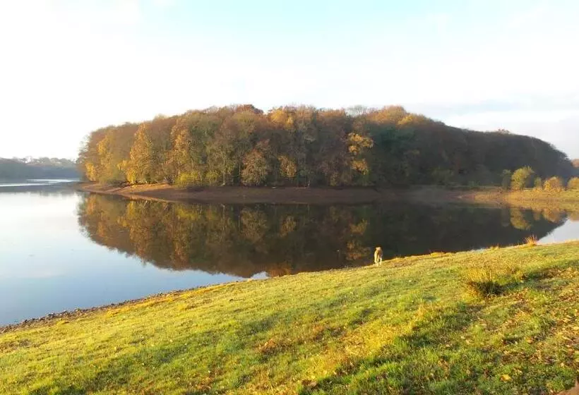 Aamiaismajoitus (B&B) Webb S Of Glomel