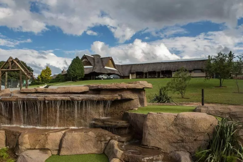 Hotelli Anew Resort Ingeli Forest Kokstad