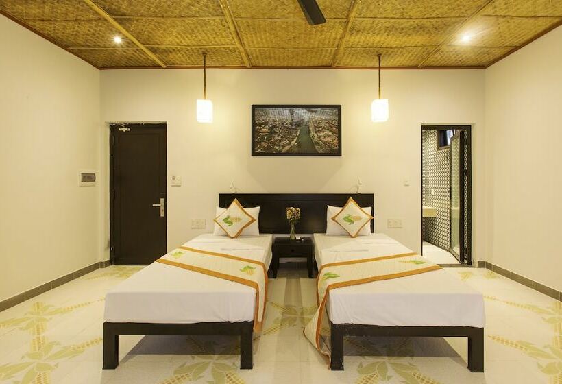 هتل Green Grass Land Villa