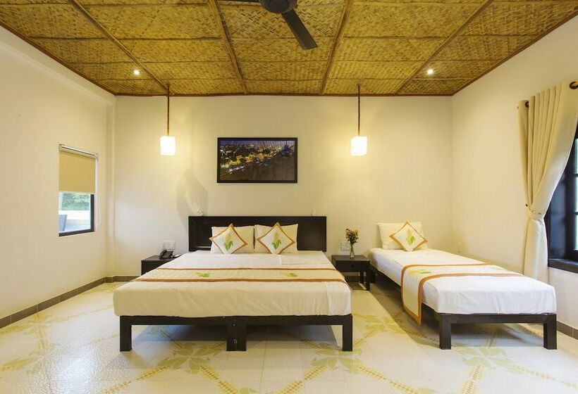 هتل Green Grass Land Villa