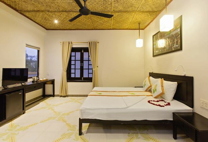 هتل Green Grass Land Villa