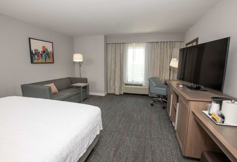 ホテル Hampton Inn & Suites Cincinnati / Kenwood