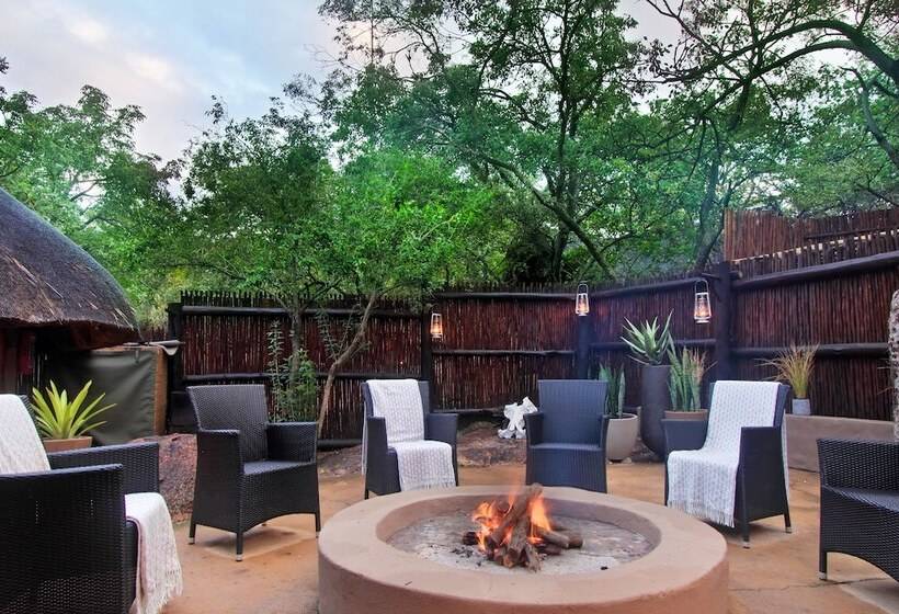 בית מלון כפרי Itaga Luxury Private Game Lodge