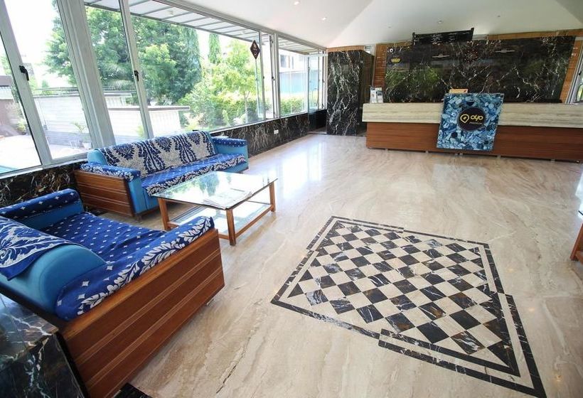 Hotel Oyo Premium Gondal Road Nh27