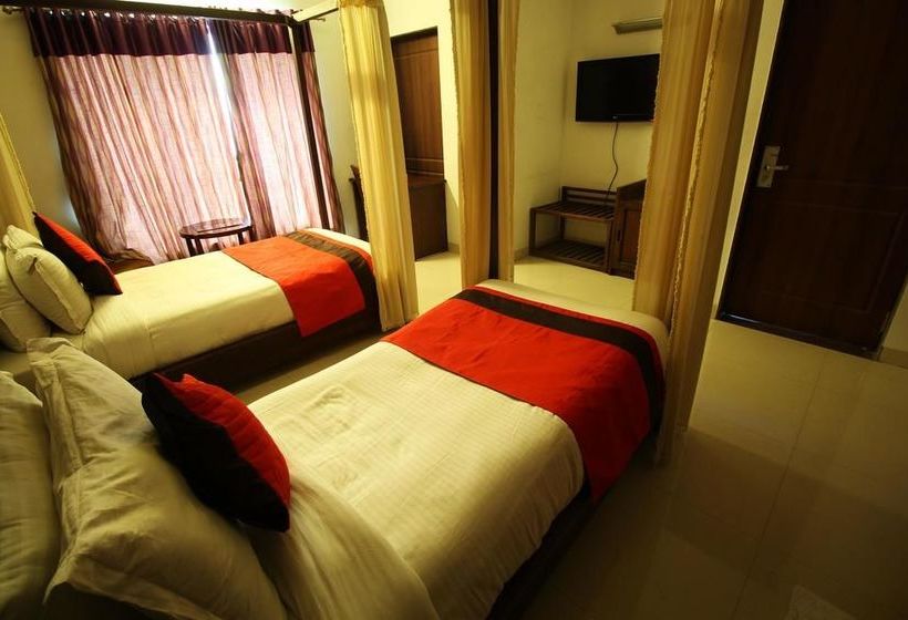 Hotel Oyo Premium Gondal Road Nh27