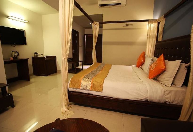 Hotel Oyo Premium Gondal Road Nh27