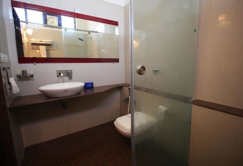 Hotel Oyo Premium Gondal Road Nh27