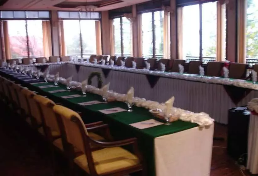 Shangrila Resort Hotel Murree