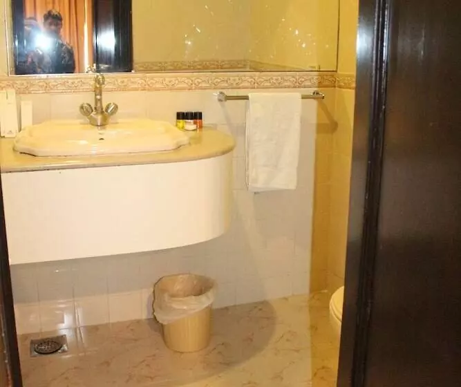 Shangrila Resort Hotel Murree