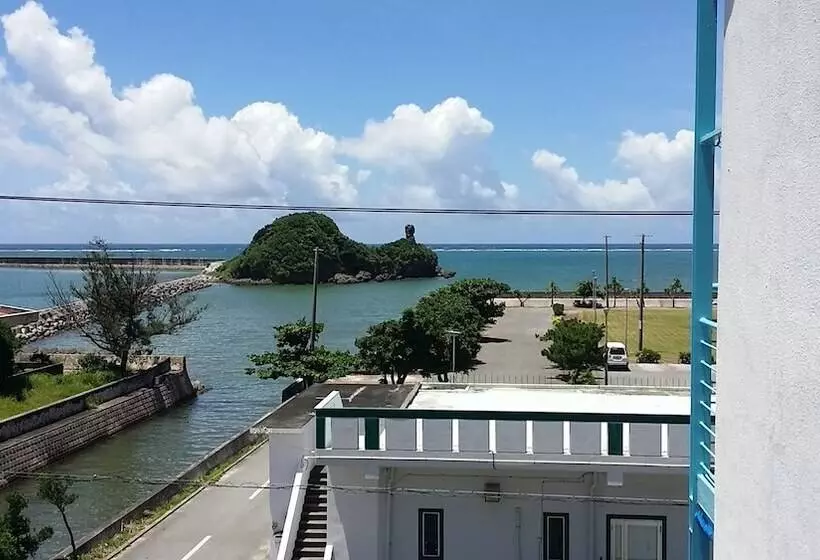 ペンション Minshuku Kumejima Bekkan