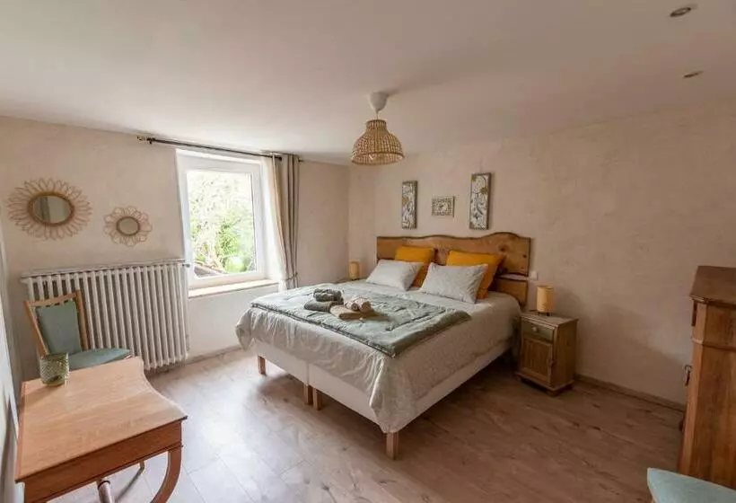 ベッドアンドブレックファースト Chambres D Hotes Ysalice