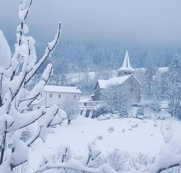 ベッドアンドブレックファースト Chambres D Hotes Ysalice