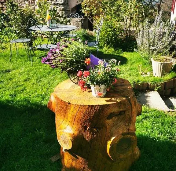 ベッドアンドブレックファースト Chambres D Hotes Ysalice