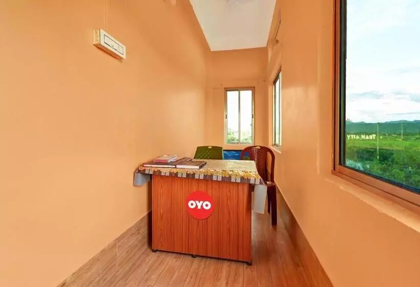 ホテル Oyo Flagship 81402 The Brahmaputra Homestay