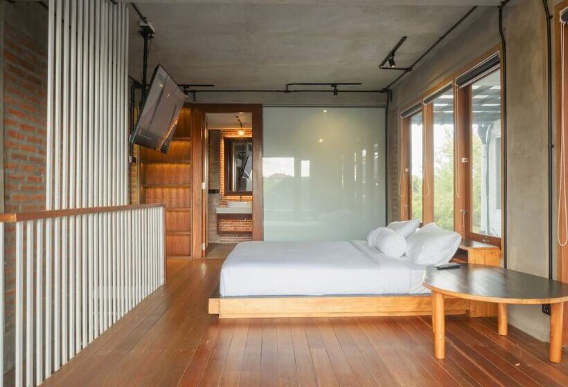 Отель Smaranala