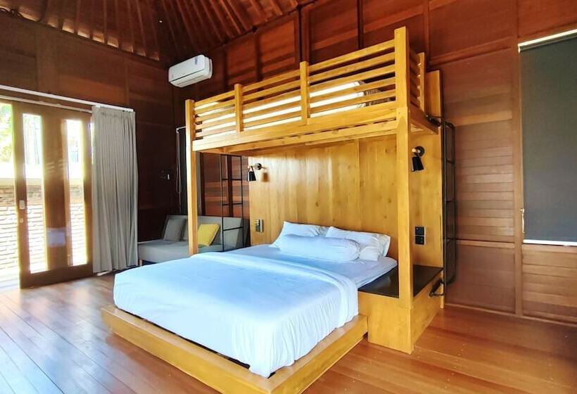 Отель Smaranala