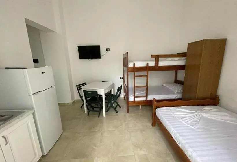 پانسیون Villa Tusha