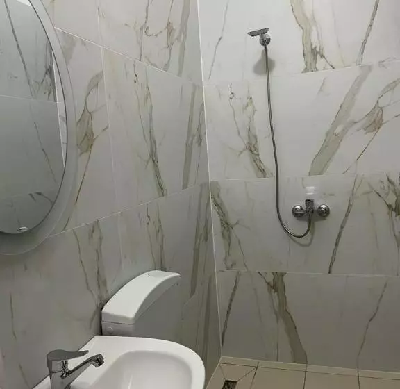 پانسیون Villa Tusha