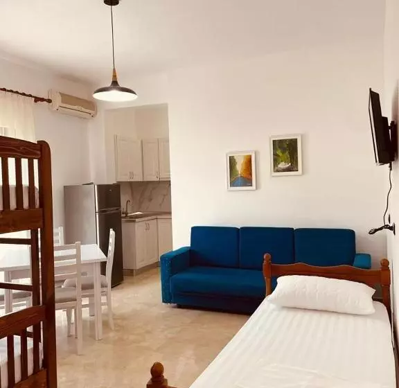 پانسیون Villa Tusha