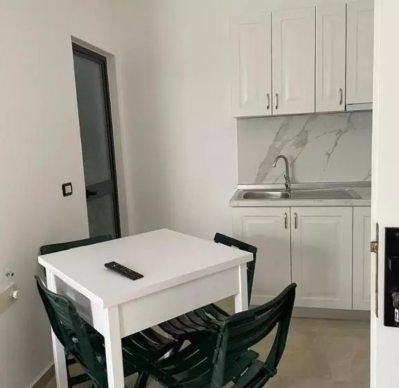 پانسیون Villa Tusha