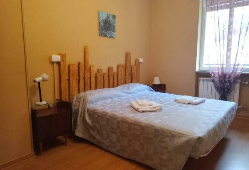 Отель Locanda Ostu Di San Giacu