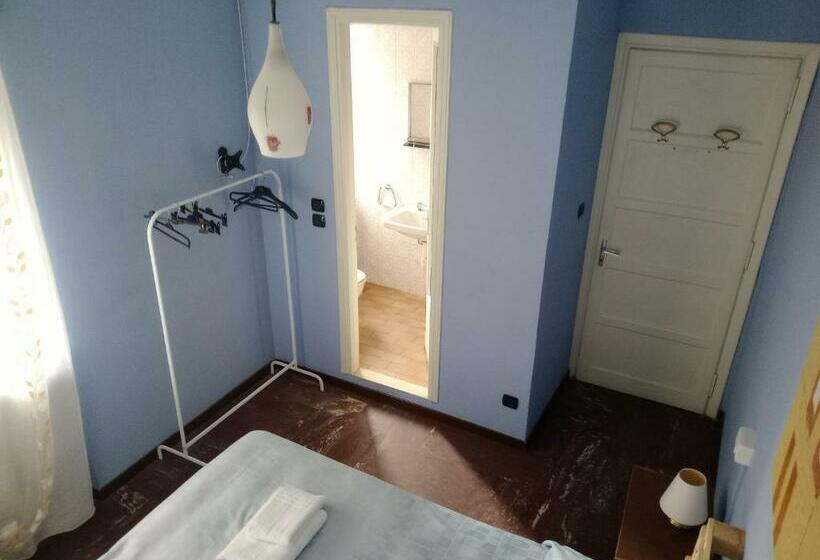 Отель Locanda Ostu Di San Giacu