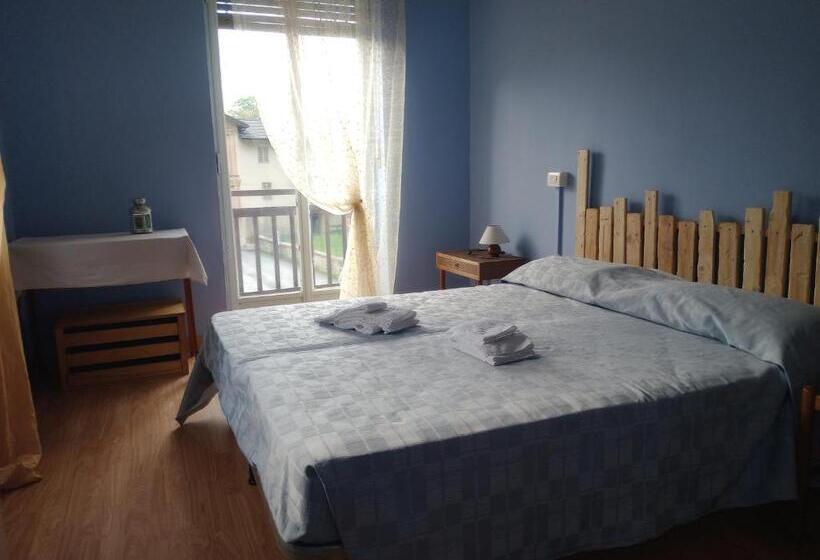 Отель Locanda Ostu Di San Giacu