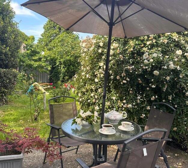 پانسیون Green Hill House