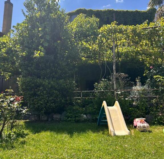 پانسیون Green Hill House