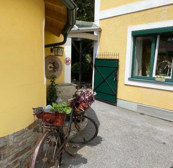 فندق صغير Gasthof Zur Post