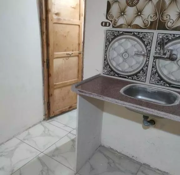 تختخواب و صبحانه Abu Salem Garden  كرم ابو سالم