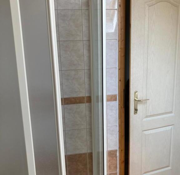 צימר Kancsal Harcsa Panzió és Halászcsárda