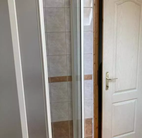 Aamiaismajoitus (B&B) Kancsal Harcsa Panzió és Halászcsárda