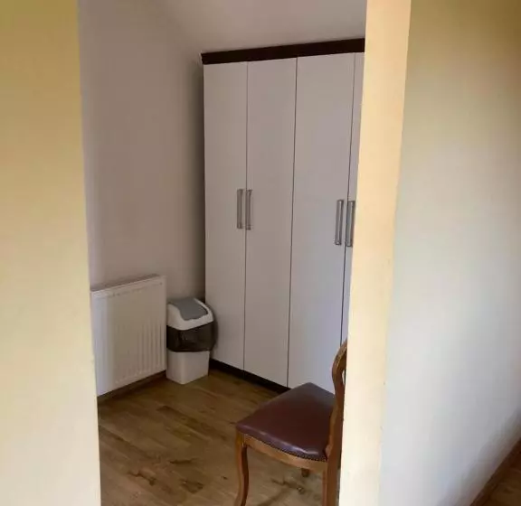 Aamiaismajoitus (B&B) Kancsal Harcsa Panzió és Halászcsárda