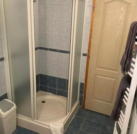 Aamiaismajoitus (B&B) Kancsal Harcsa Panzió és Halászcsárda