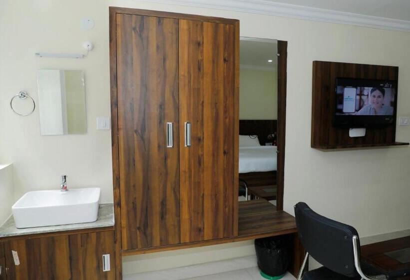 酒店 Cnr Residency, Madanapalle