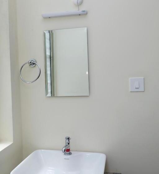 酒店 Cnr Residency, Madanapalle