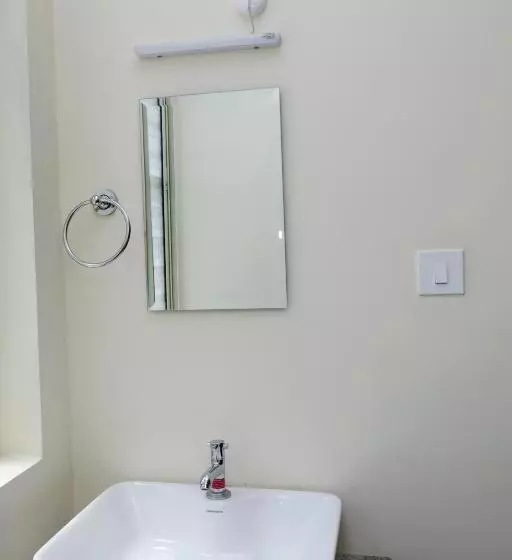 Hotelli Cnr Residency, Madanapalle