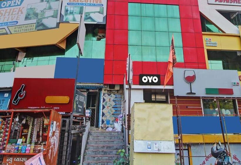 Hotel Collection O Abhishek Executive