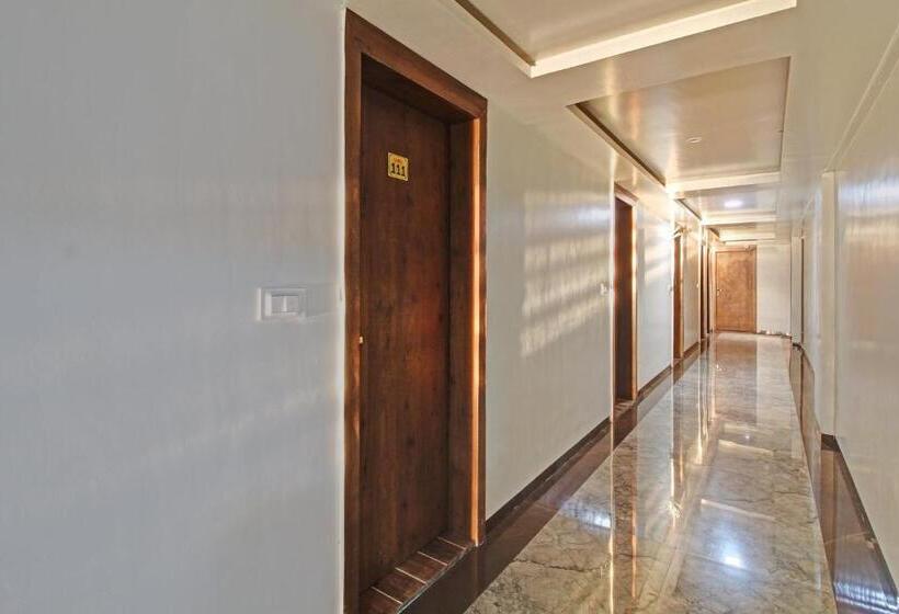 Hotel Collection O Abhishek Executive