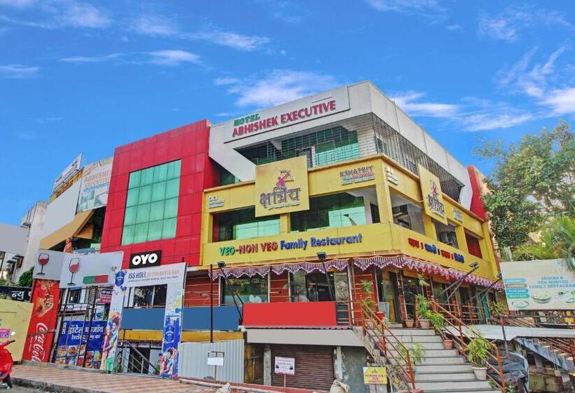 Hotel Collection O Abhishek Executive