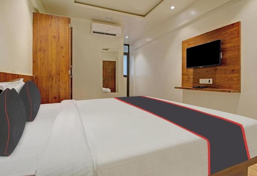 Hotel Collection O Abhishek Executive