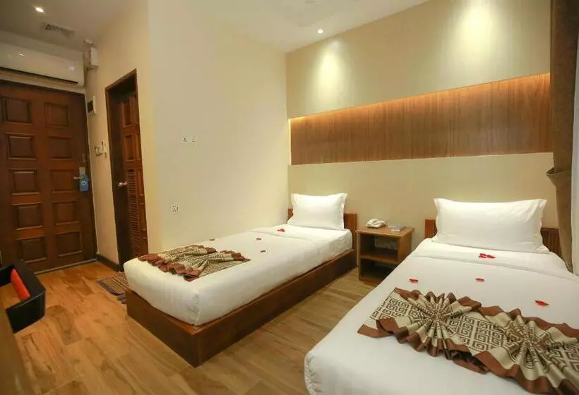 هتل Keio Yangon