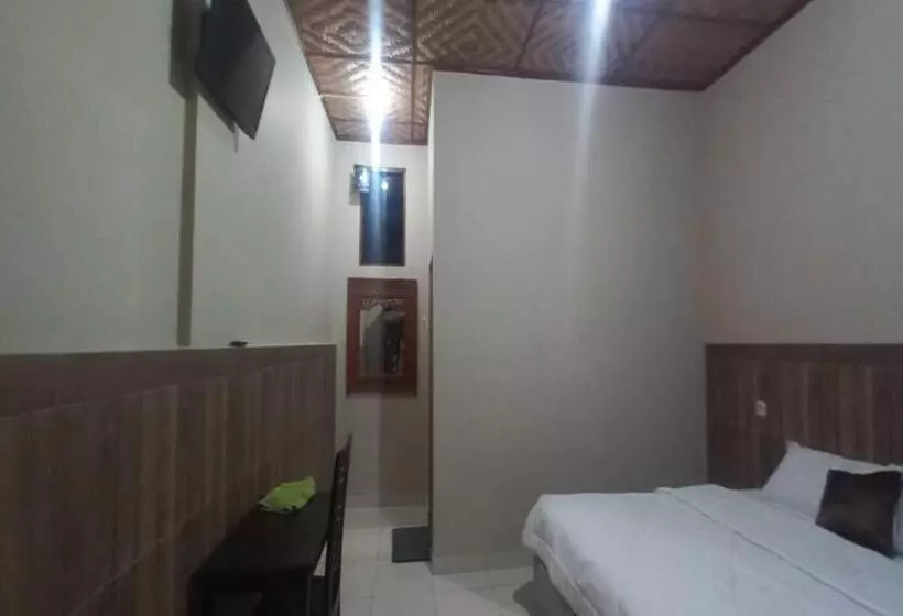 Hotelli Oyo 92628 Raja Alam Homestay