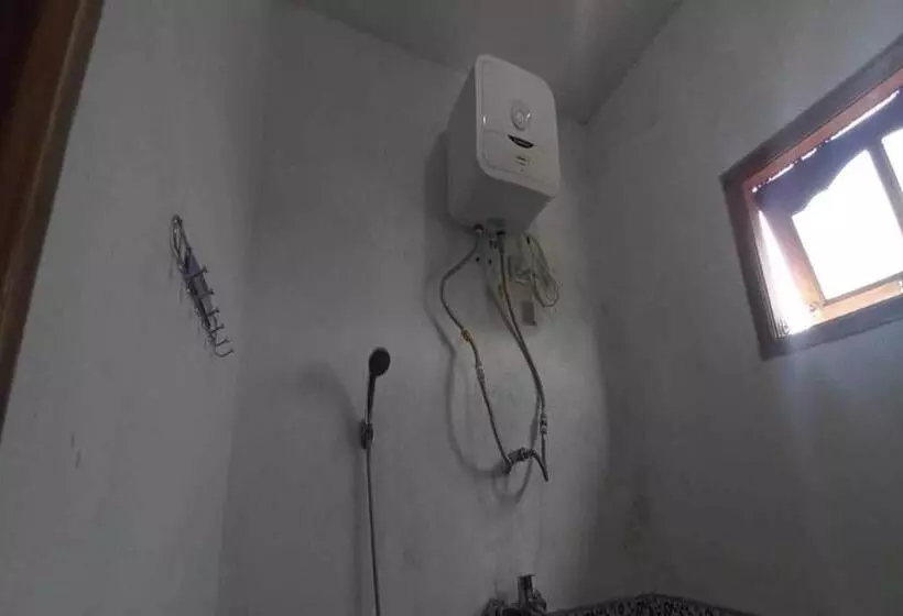 Hotelli Oyo 92628 Raja Alam Homestay